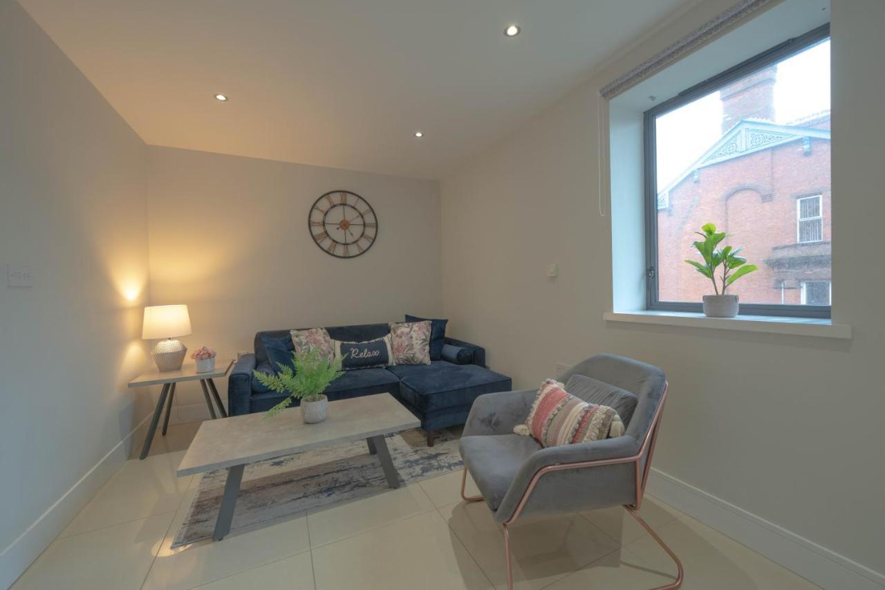 Family Apartment Sleeps 6 In Botanic Queens Area Belfast Exterior foto